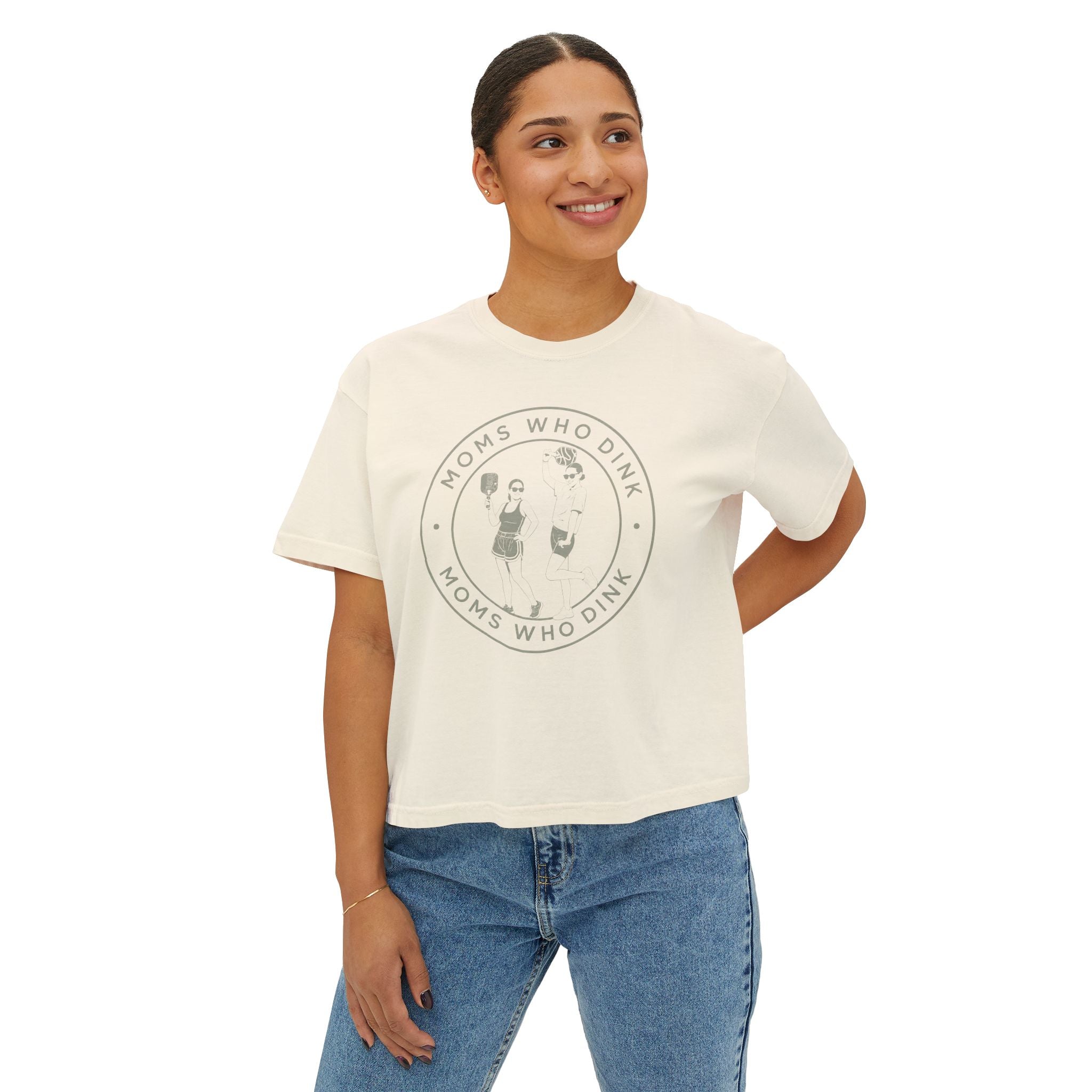 Moms Who Drink Boxy Tee – Vintage Mom Wine Graphic T-Shirt